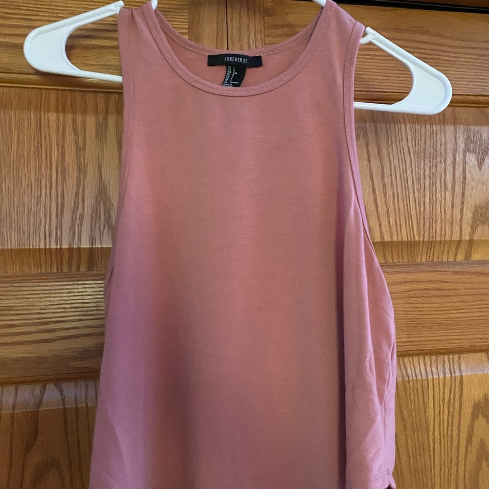 Women’s Cropped Loose Tank Top